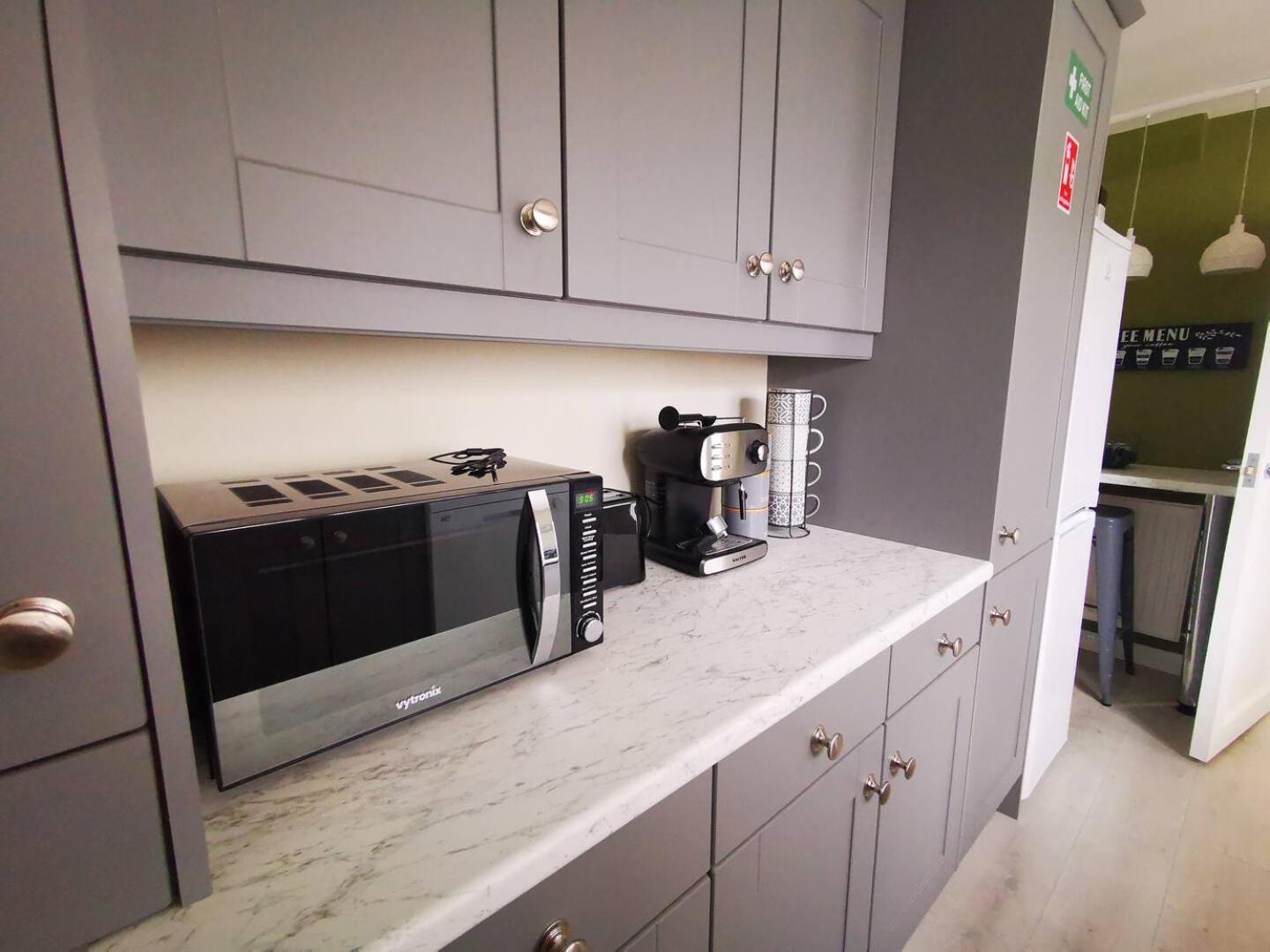 4Br Modern Botanic House Villa Белфаст Екстериор снимка